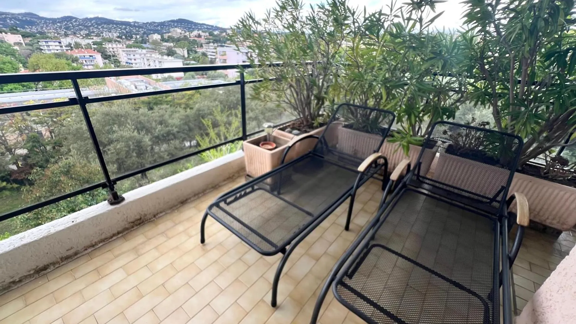 Juan Les Pins 4 People Pool Garage Villa 0*, Juan-les-Pins